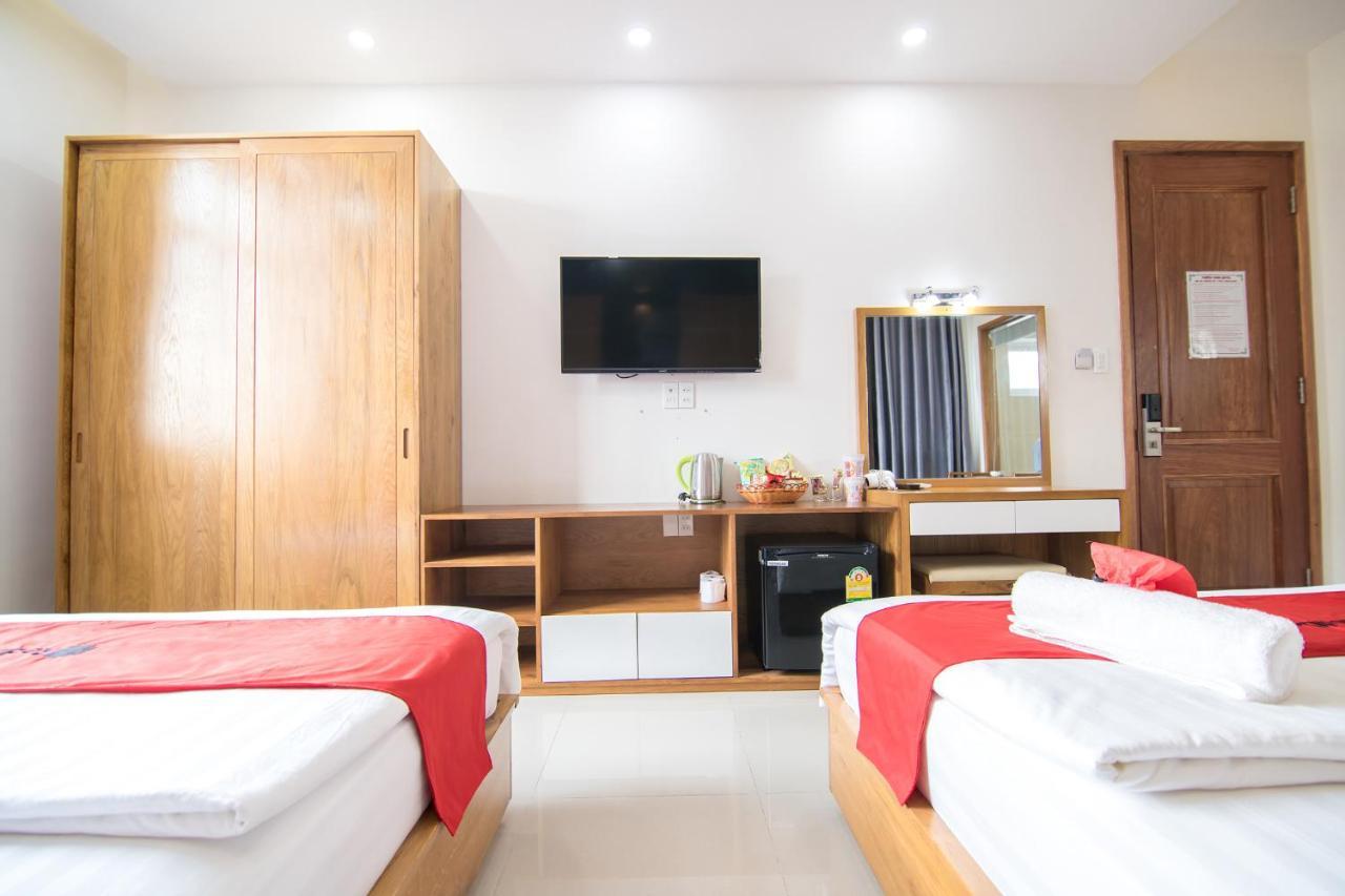 Hotel Reddoorz Near Lotte Mart Cong Hoa 3*