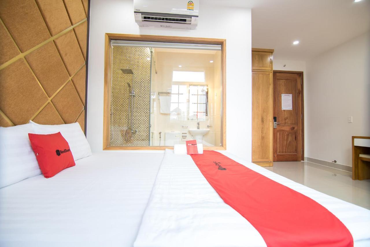 Reddoorz Near Lotte Mart Cong Hoa Hotel