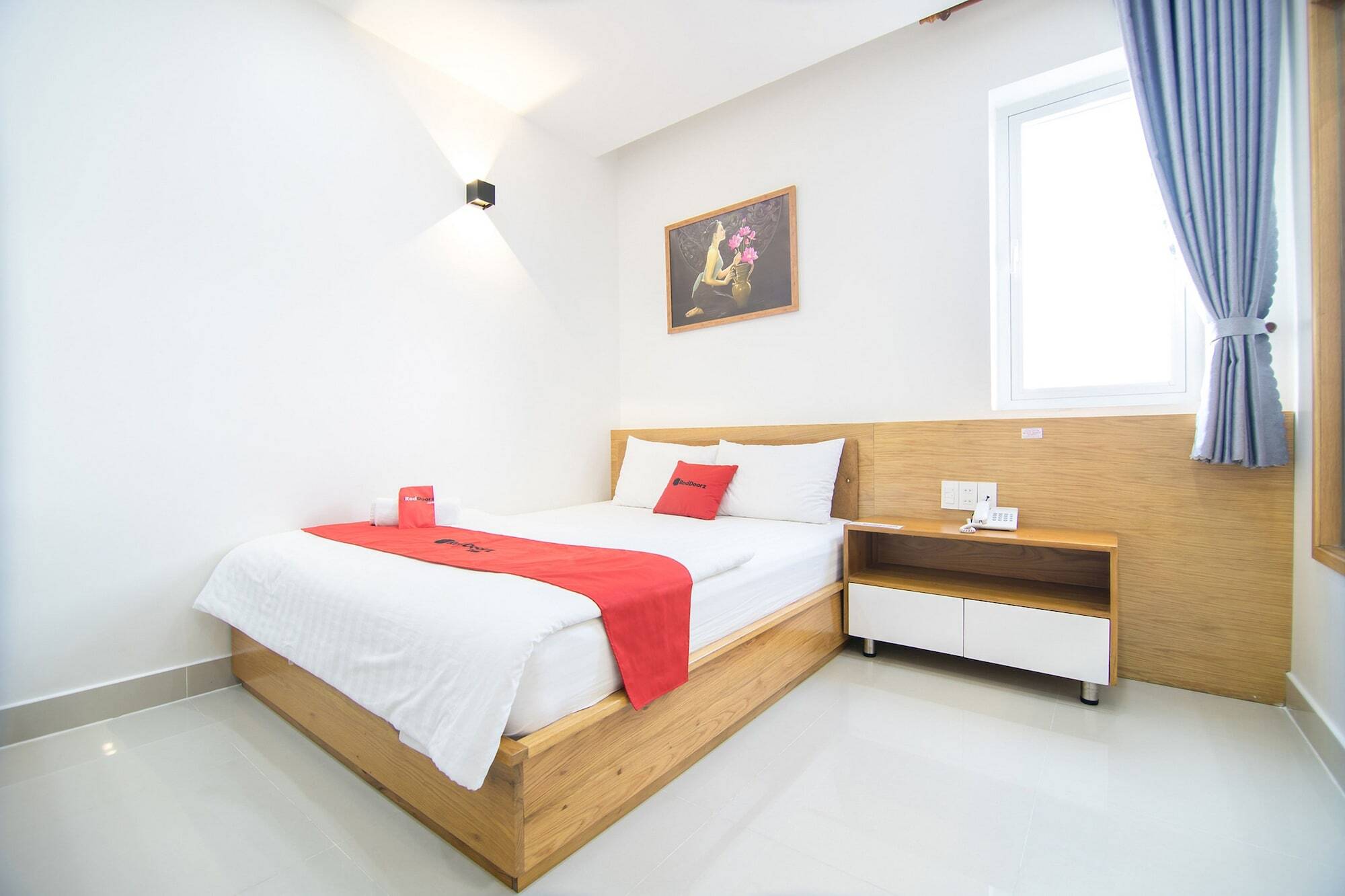 Reddoorz Near Lotte Mart Cong Hoa Hotel