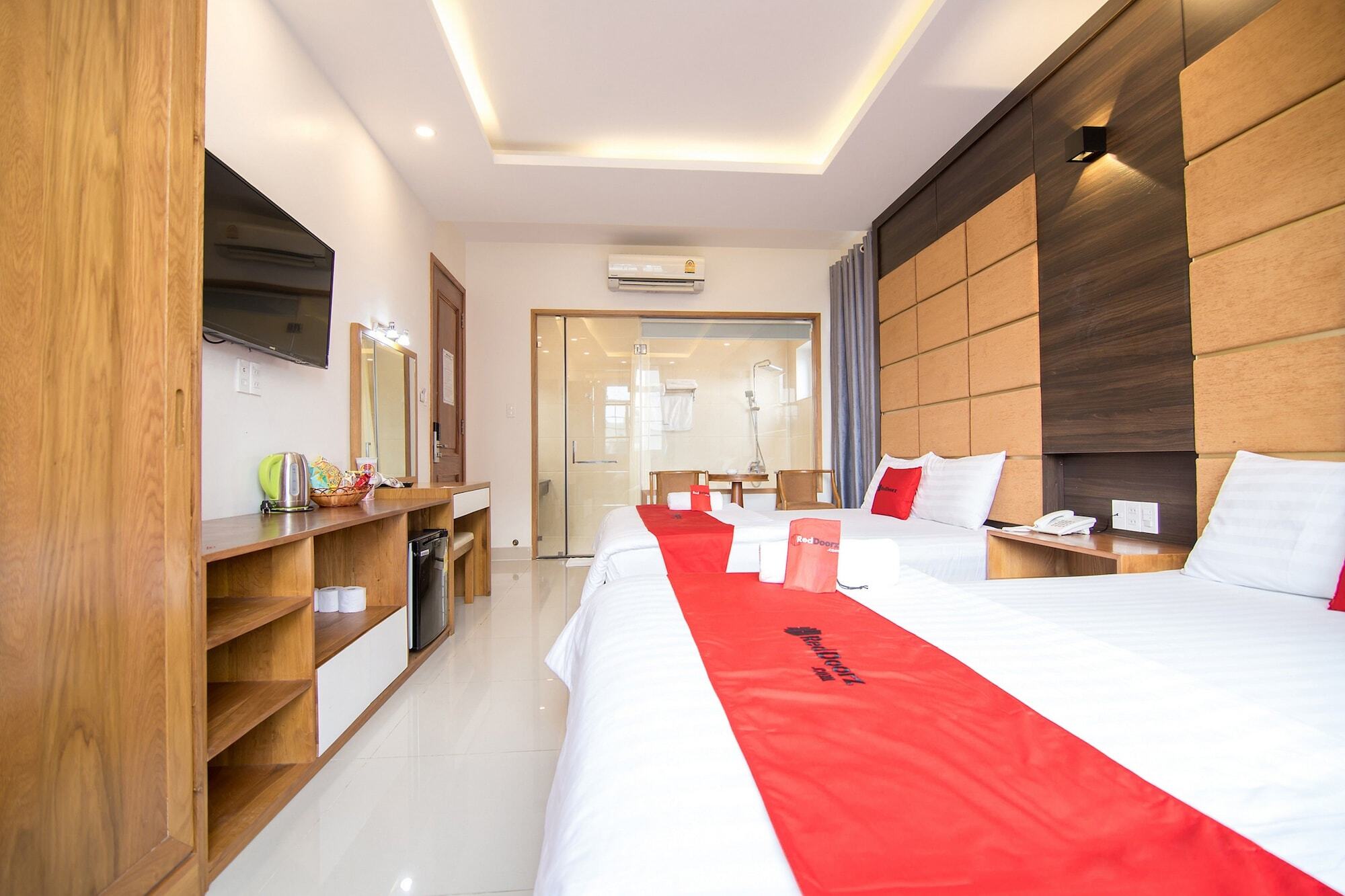 Reddoorz Near Lotte Mart Cong Hoa 3* Ho Chi Minh City